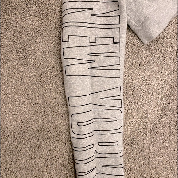 cropped crewneck. barely worn!! - Picture 2 of 3